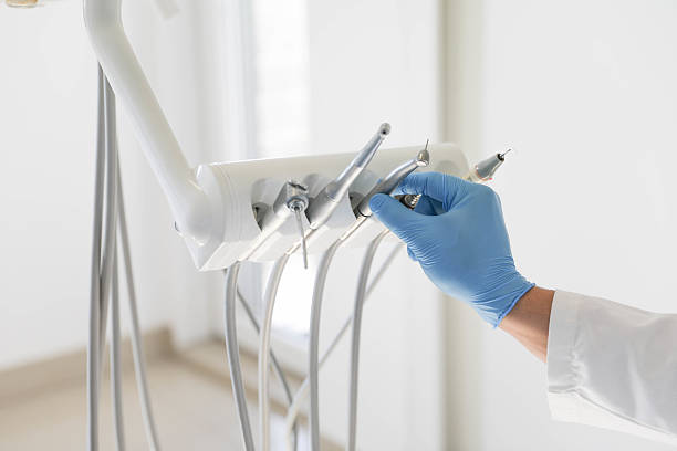 24/7 Emergency Teeth Whitening experts in West Park, CA